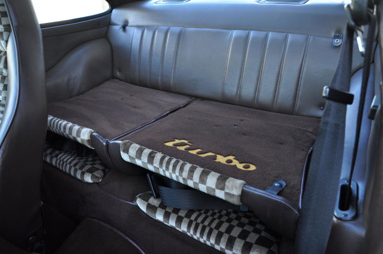 Porsche 911 Turbo 3.3