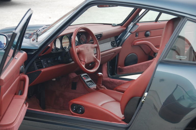 Porsche 993 Carrera 4