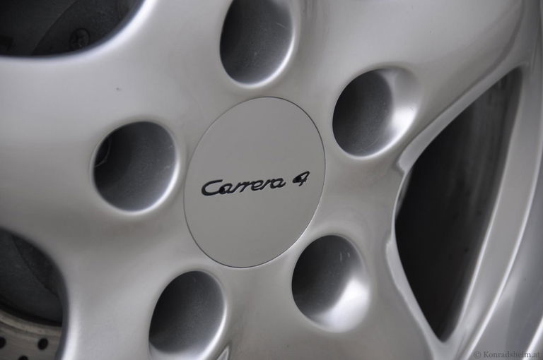 Porsche 993 Carrera 4
