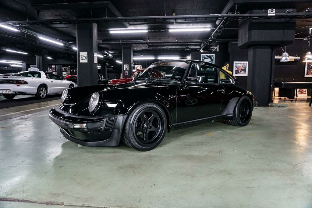 Porsche 911 Modified