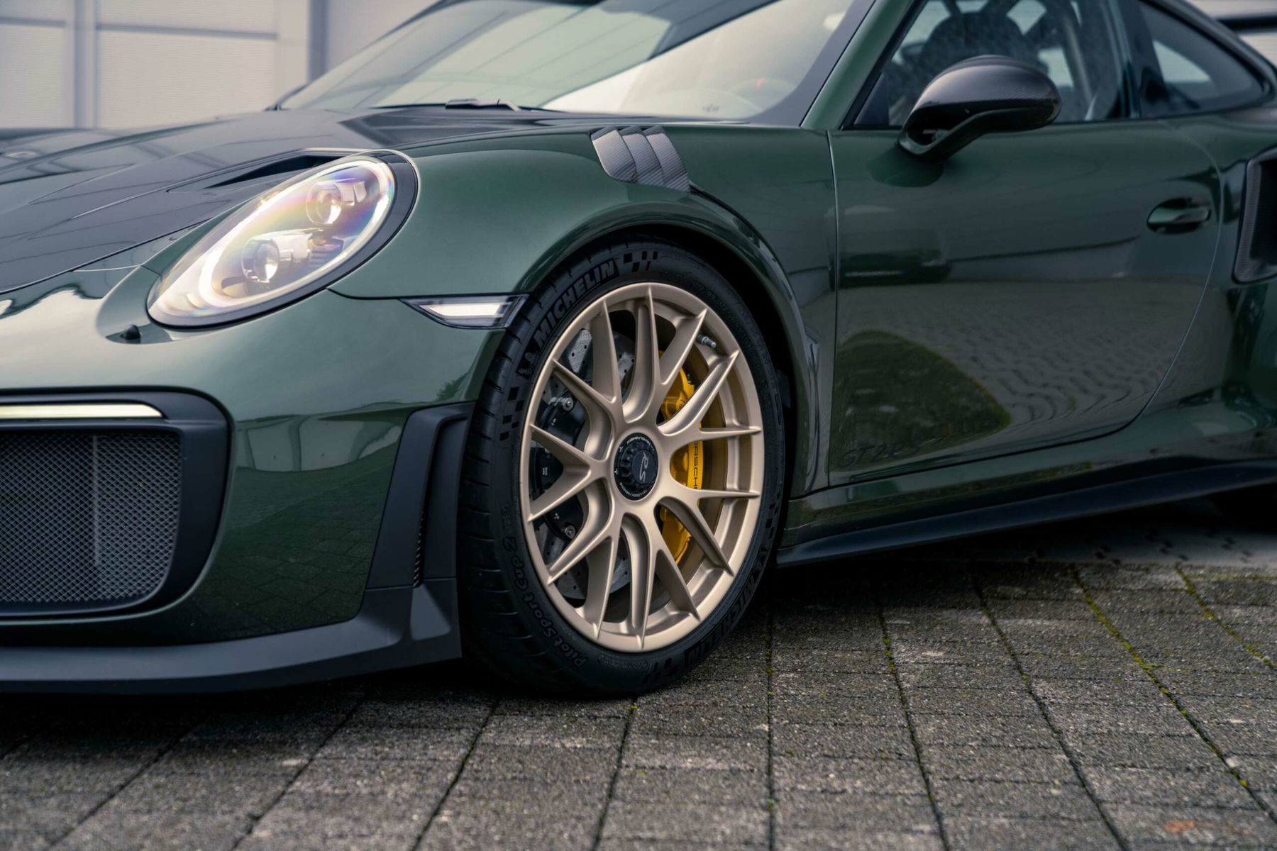 Porsche 991 GT2 RS 2018 - elferspot.com - Marketplace for
