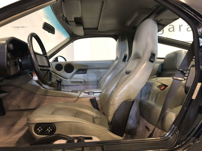 Porsche 928 S4