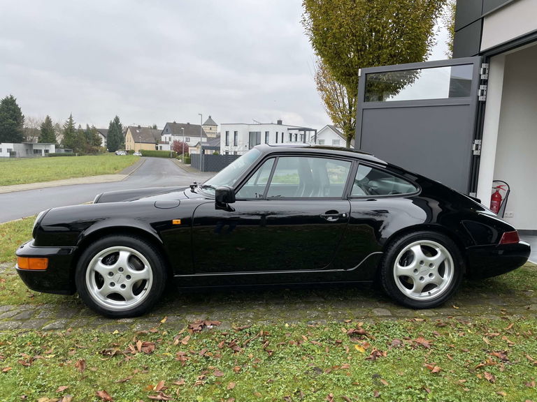 Porsche 964 Carrera 4