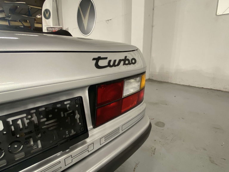 Porsche 944 Turbo Cabriolet