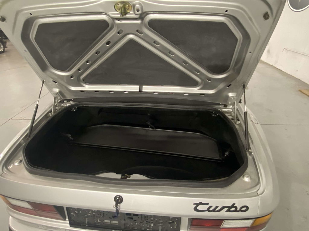 Porsche 944 Turbo Cabriolet