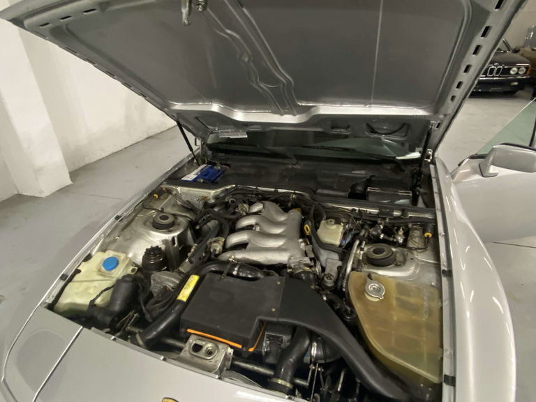 Porsche 944 Turbo Cabriolet