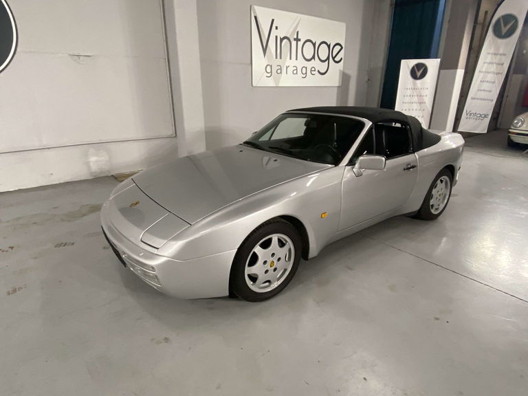 Porsche 944 Turbo Cabriolet