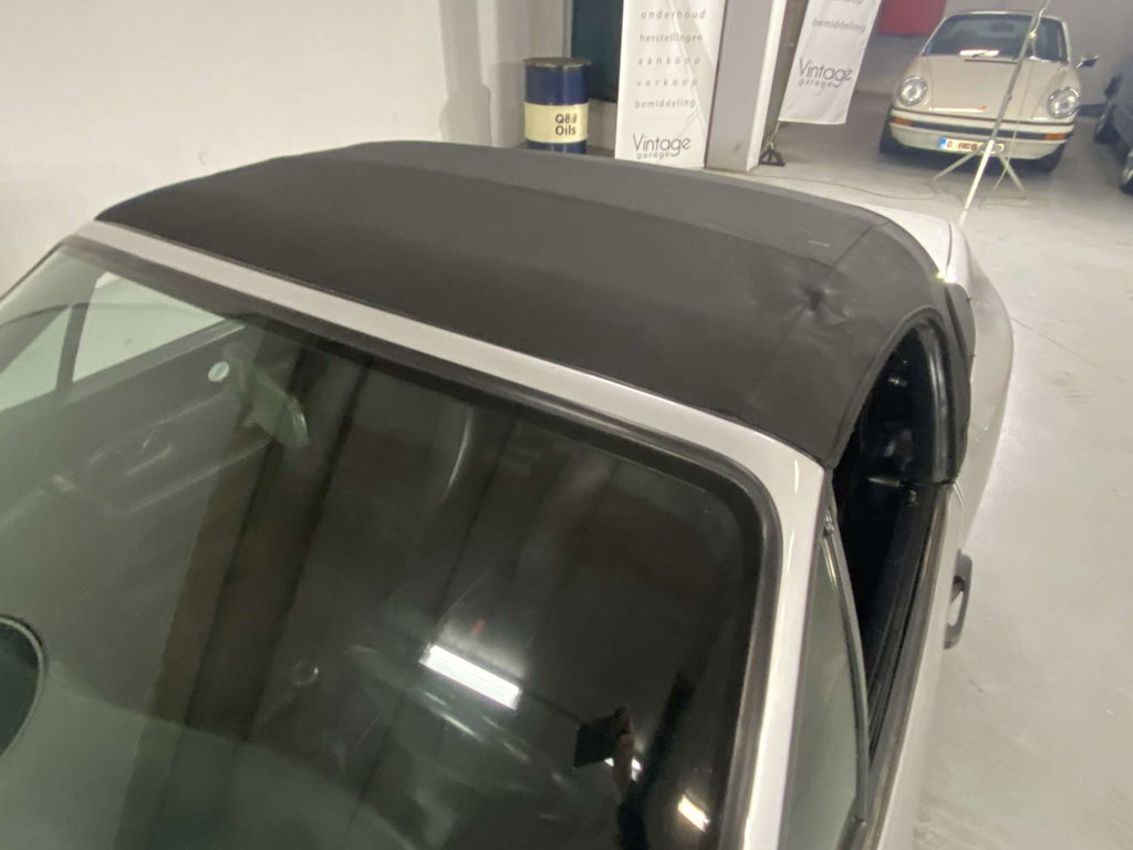 Porsche 944 Turbo Cabriolet