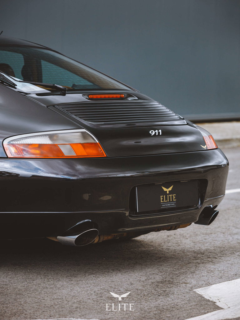 Porsche 996 Carrera 4 Millennium Edition