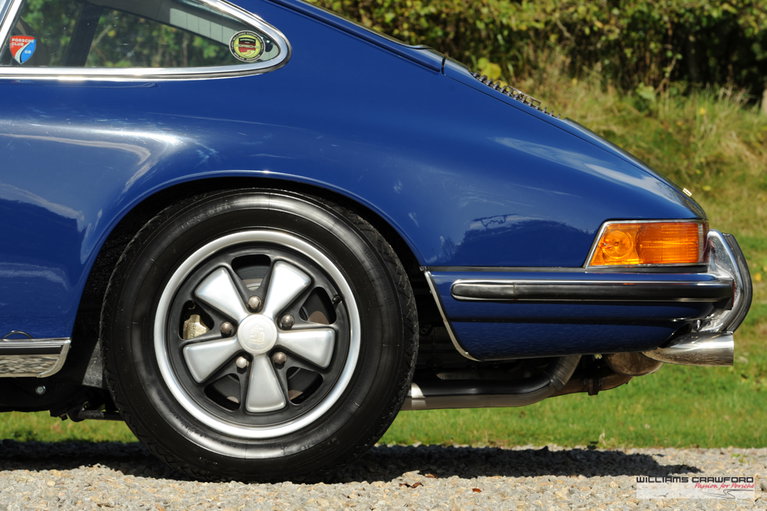 Porsche 911 E