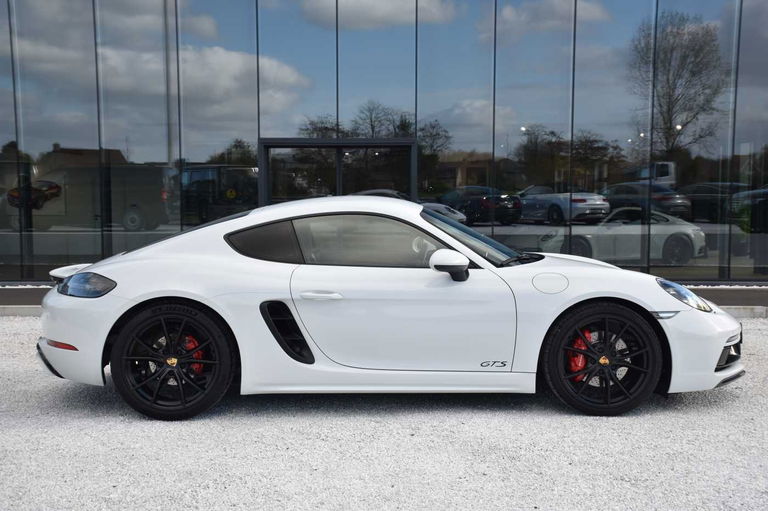 Porsche 718 Cayman GTS