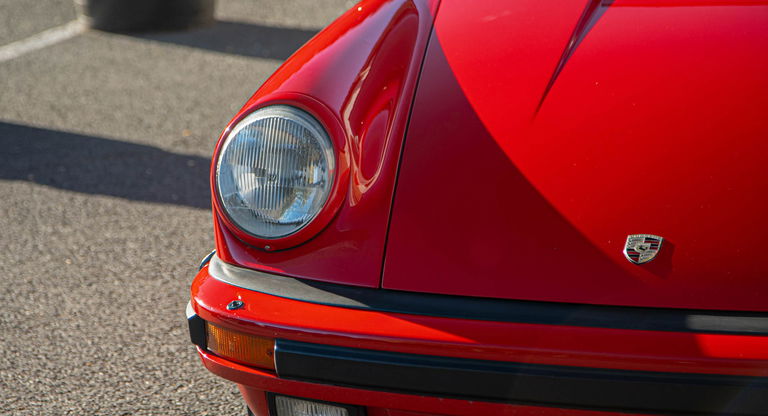 Porsche 911 Carrera 3.2