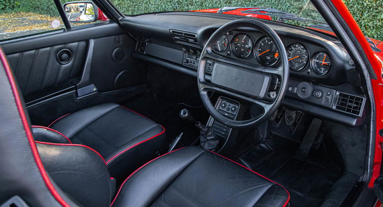 Porsche 911 Carrera 3.2