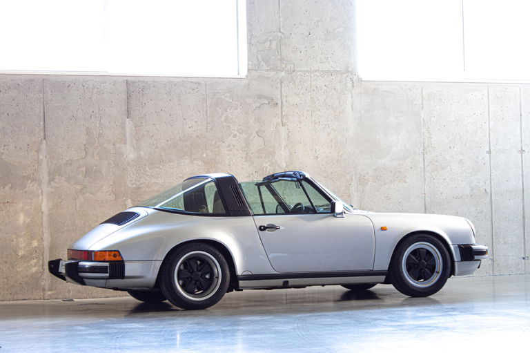 Porsche 911 Carrera 3.2
