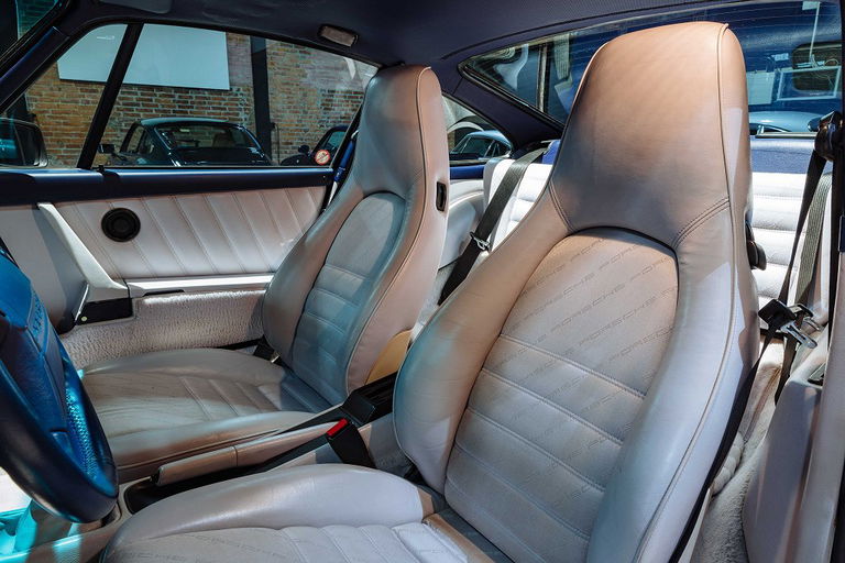 Porsche 964 Carrera 2