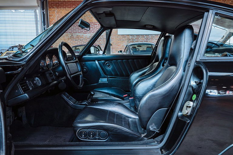 Porsche 964 Carrera 4