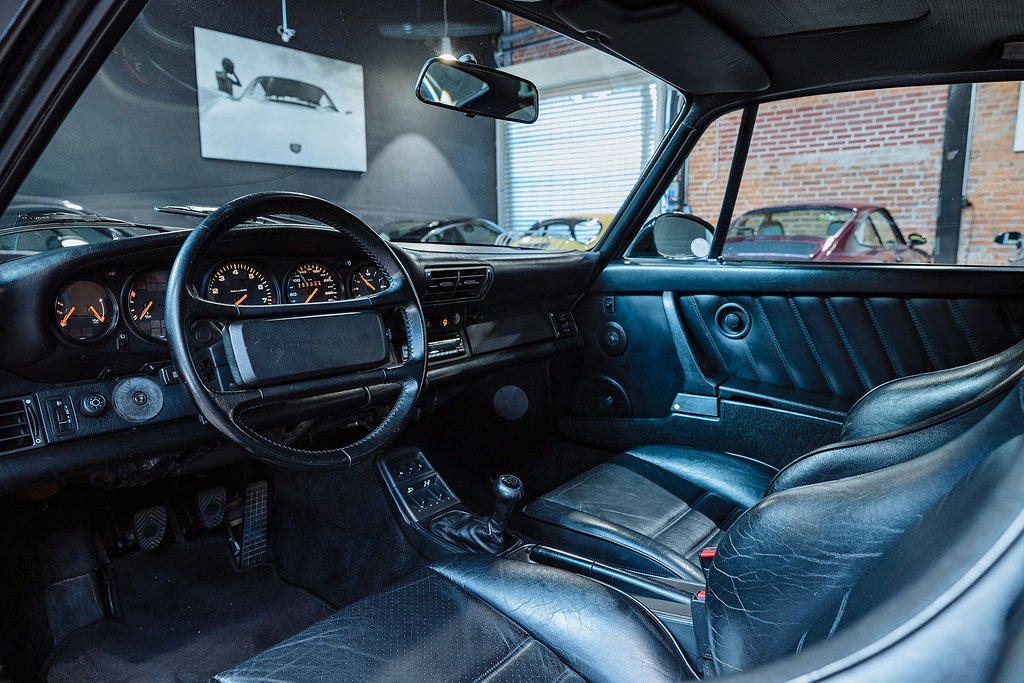 Porsche 964 Carrera 4