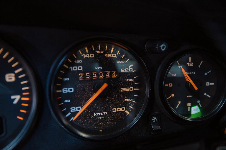 Porsche 964 Carrera 4