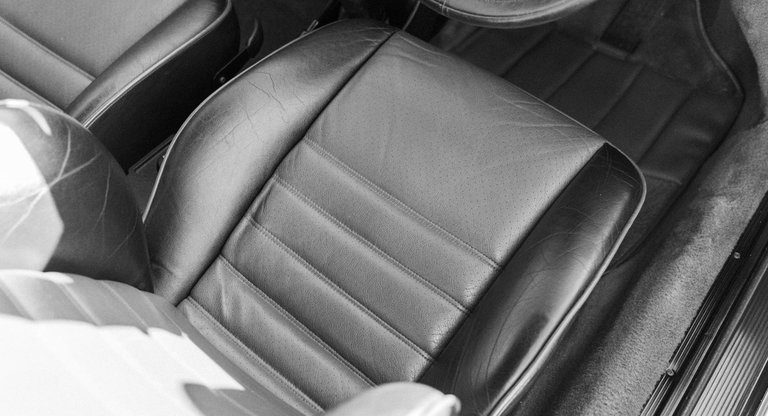 Porsche 911 Carrera 3.2 Supersport