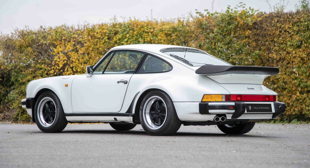 Porsche 911 Turbo 3.3