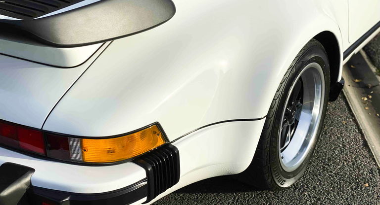 Porsche 911 Turbo 3.3