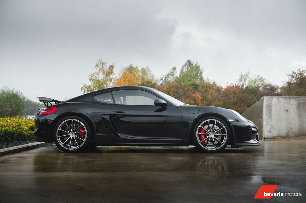 Porsche 981 Cayman GT4