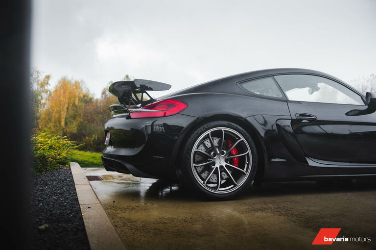 Porsche 981 Cayman GT4