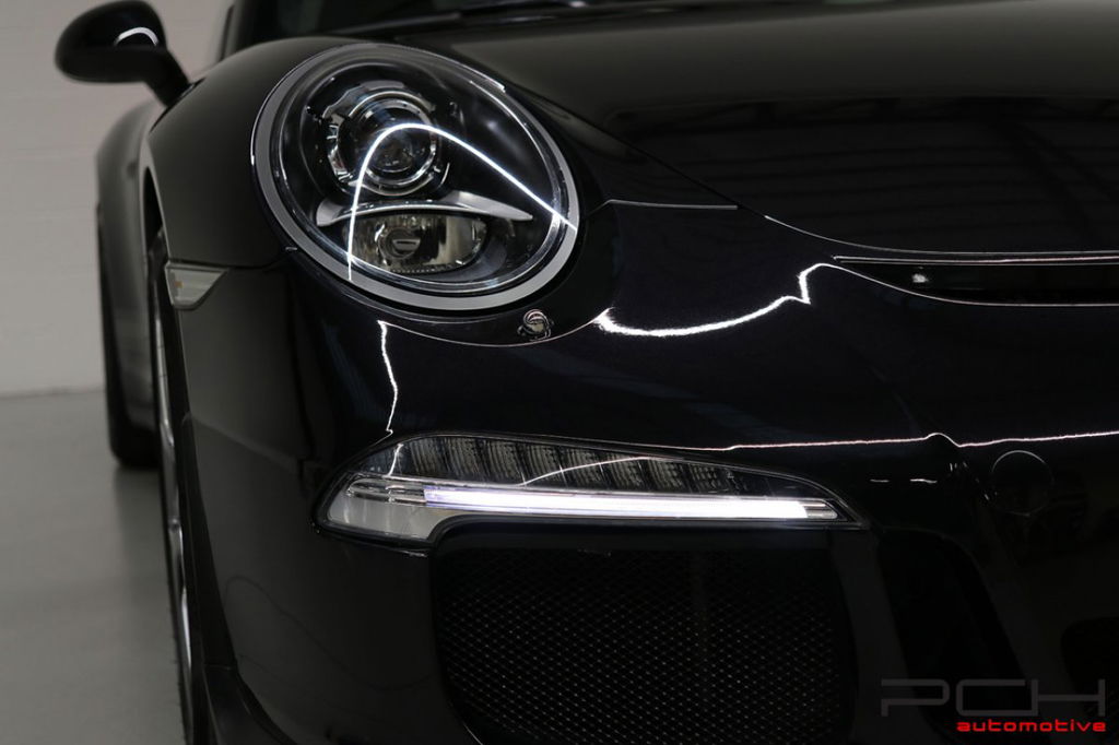 Porsche 991 Carrera 4