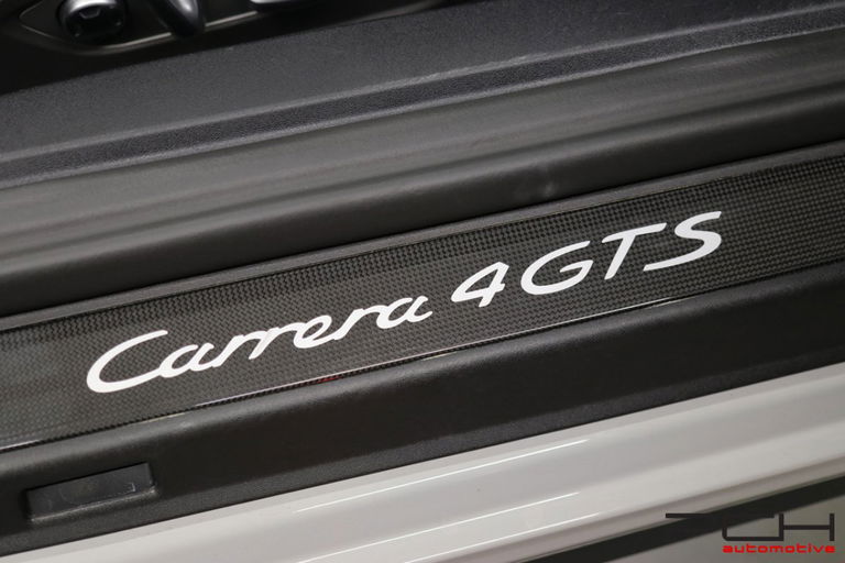Porsche 991.2 Carrera 4 GTS