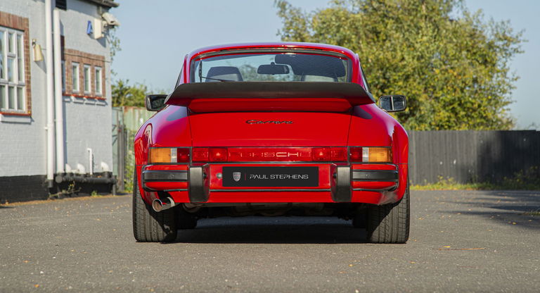 Porsche 911 Carrera 3.2