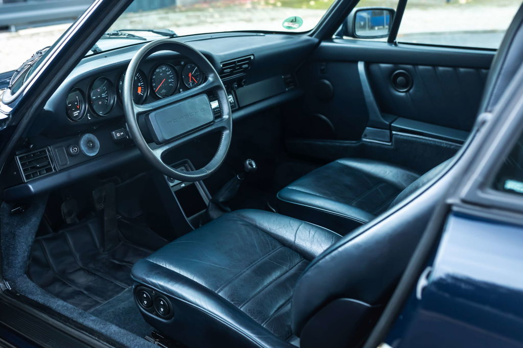 Porsche 911 Carrera 3.2