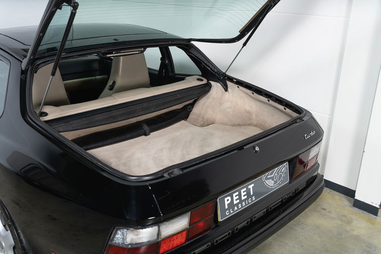 Porsche 944 Turbo Coupé