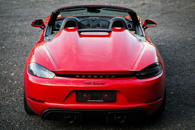 Porsche 718 Spyder