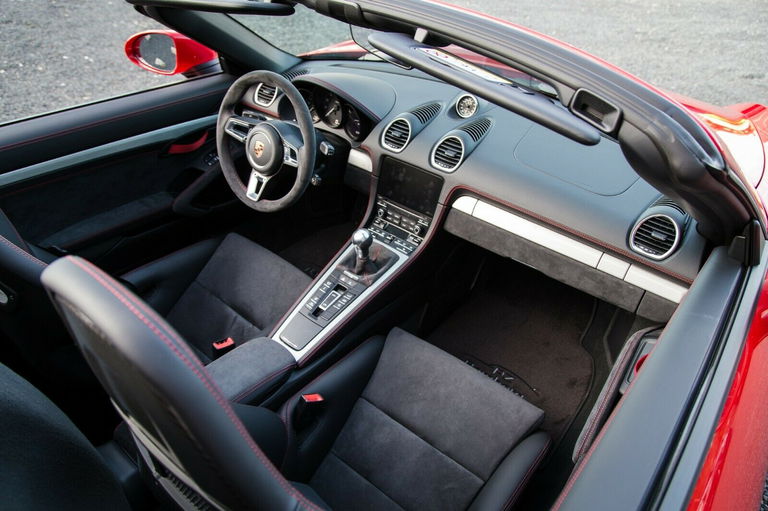Porsche 718 Spyder