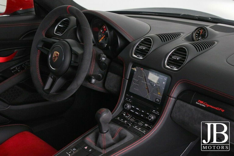 Porsche 718 Cayman GT4 Sports Cup Edition