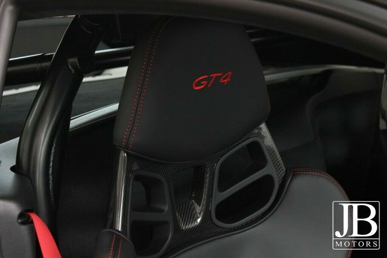 Porsche 718 Cayman GT4 Sports Cup Edition