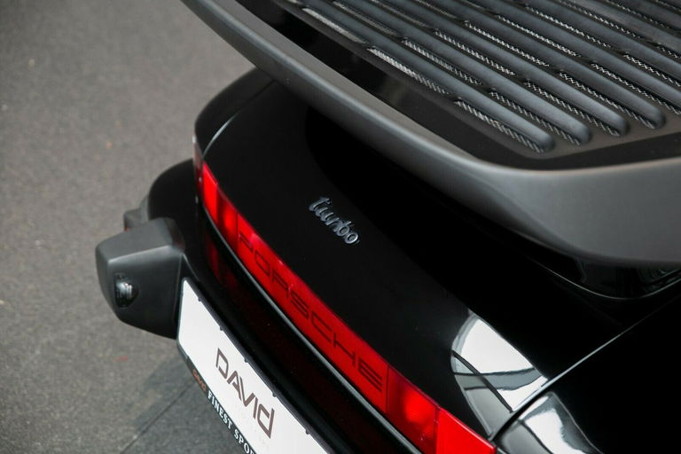 Porsche 911 Turbo 3.3