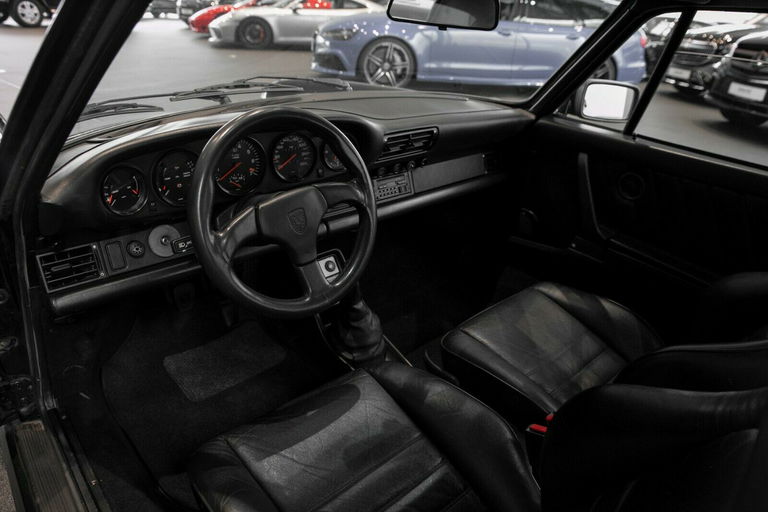 Porsche 911 Turbo 3.3