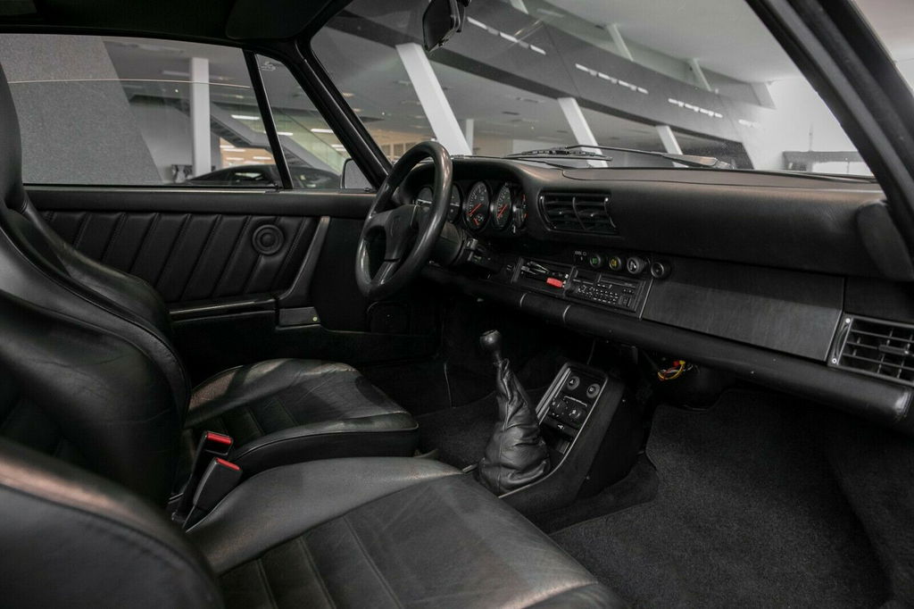 Porsche 911 Turbo 3.3