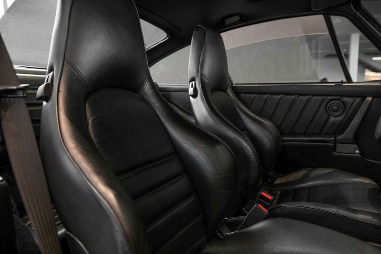 Porsche 911 Turbo 3.3