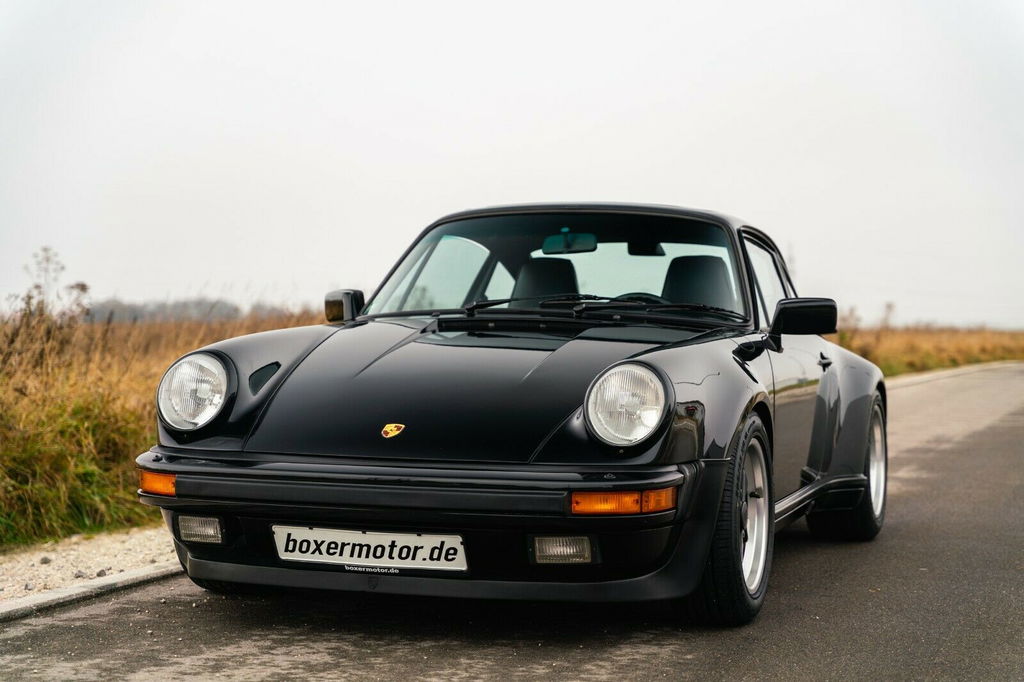 Porsche 911 Turbo 3.3 (US)