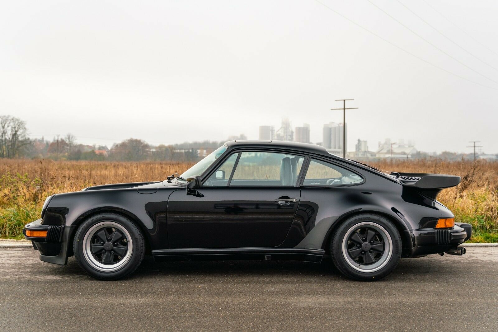 Porsche 911 Turbo 3.3