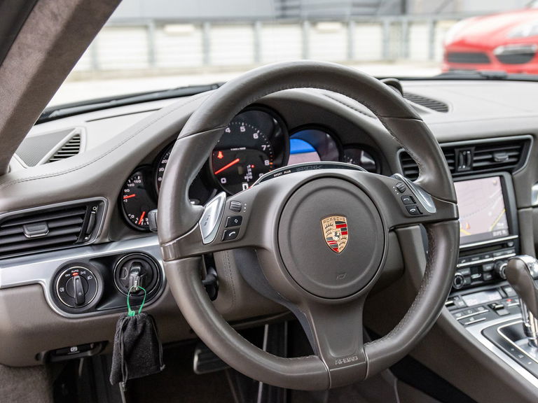 Porsche 991 Carrera 4