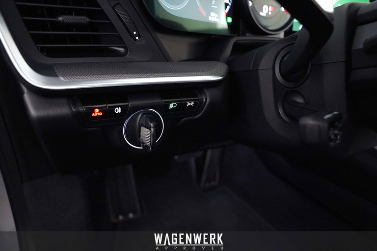 Porsche 992 Carrera 4S