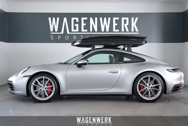 Porsche 992 Carrera 4S