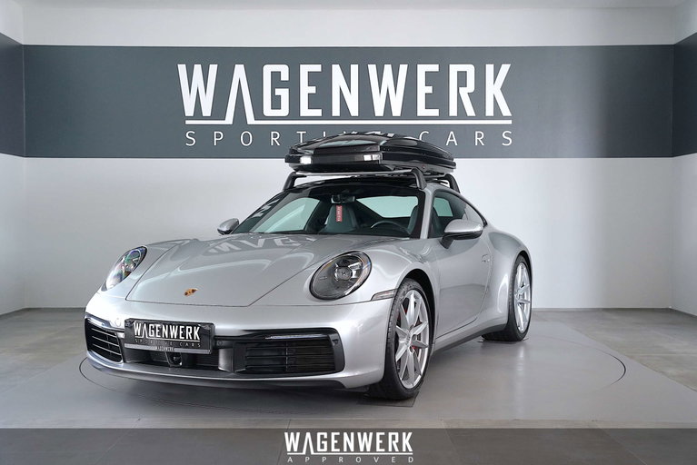 Porsche 992 Carrera 4S