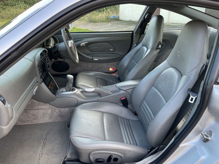 Porsche 996 Carrera 4S