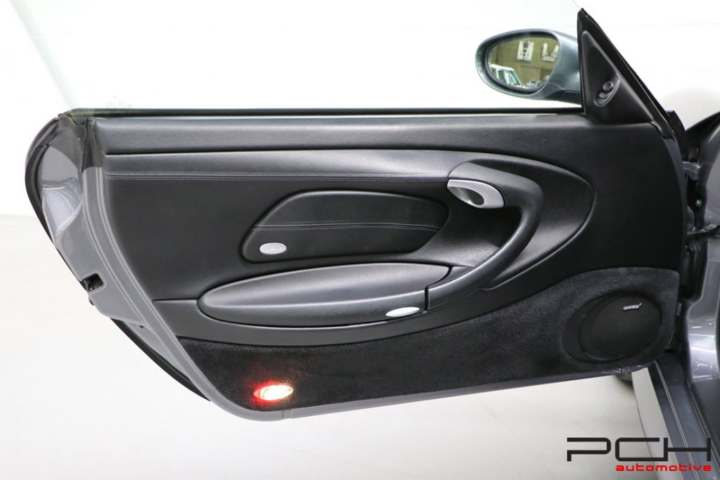 Porsche 996 Carrera 4S