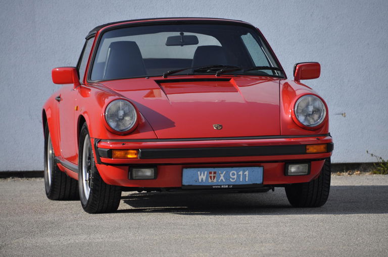 Porsche 911 Carrera 3.2
