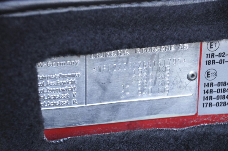 Porsche 911 Carrera 3.2